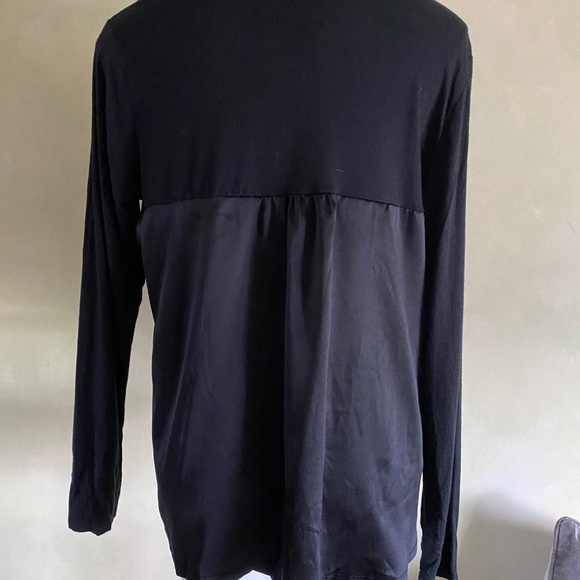 Black two toned top - Picture 3 of 3